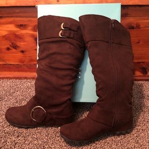 Women’s tall boots